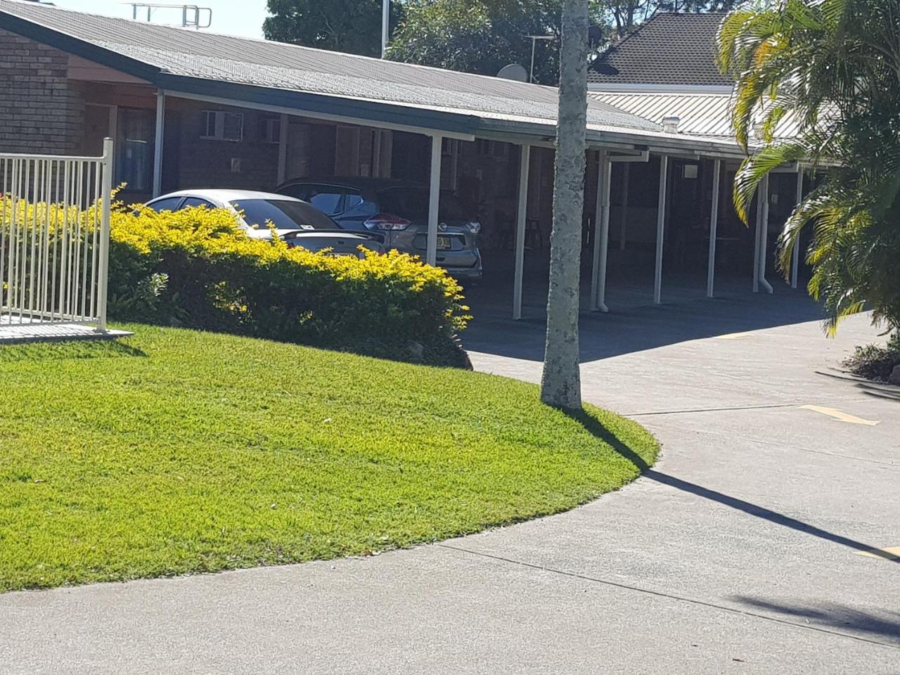 Kipparing Village Motel Redcliffe Exterior foto